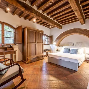 https://more-di-cuna.it-tuscanyhotel.com