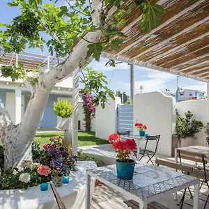 https://intorno-al-fico.it-romehotels.com
